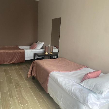 Hotel INSIDE Kazbegi Buitenkant foto