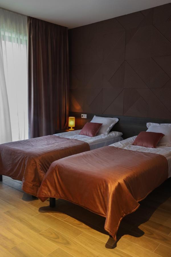 Hotel INSIDE Kazbegi Buitenkant foto